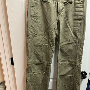 The North Face Women's Olive Green Pants size 6/ NWOT A219